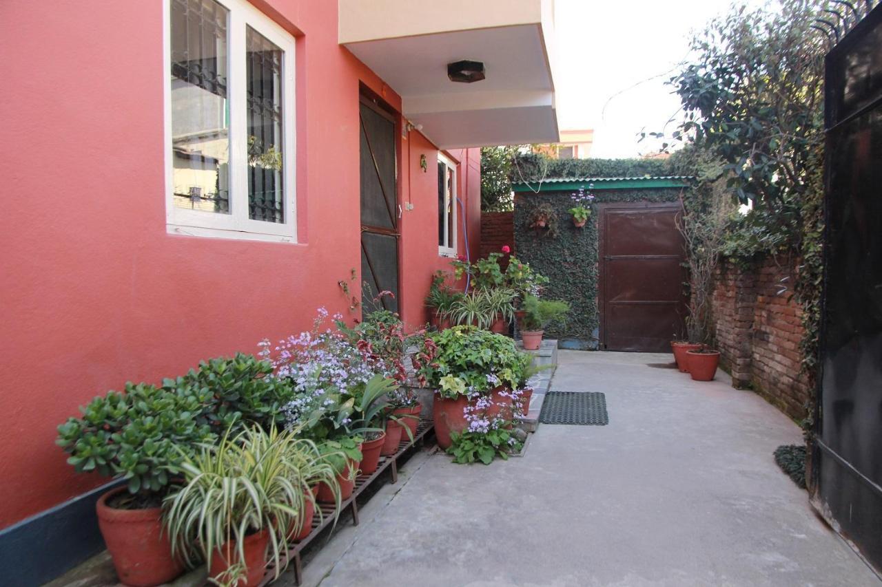 Ojas Wellness B&B Lalitpur Esterno foto